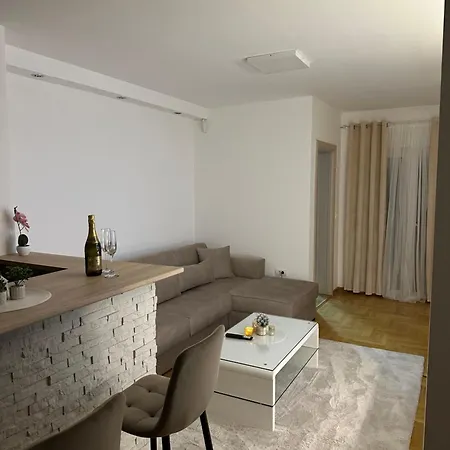 Cetral032 Apartmán Čačak